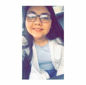 Meet your Posher, Noemi